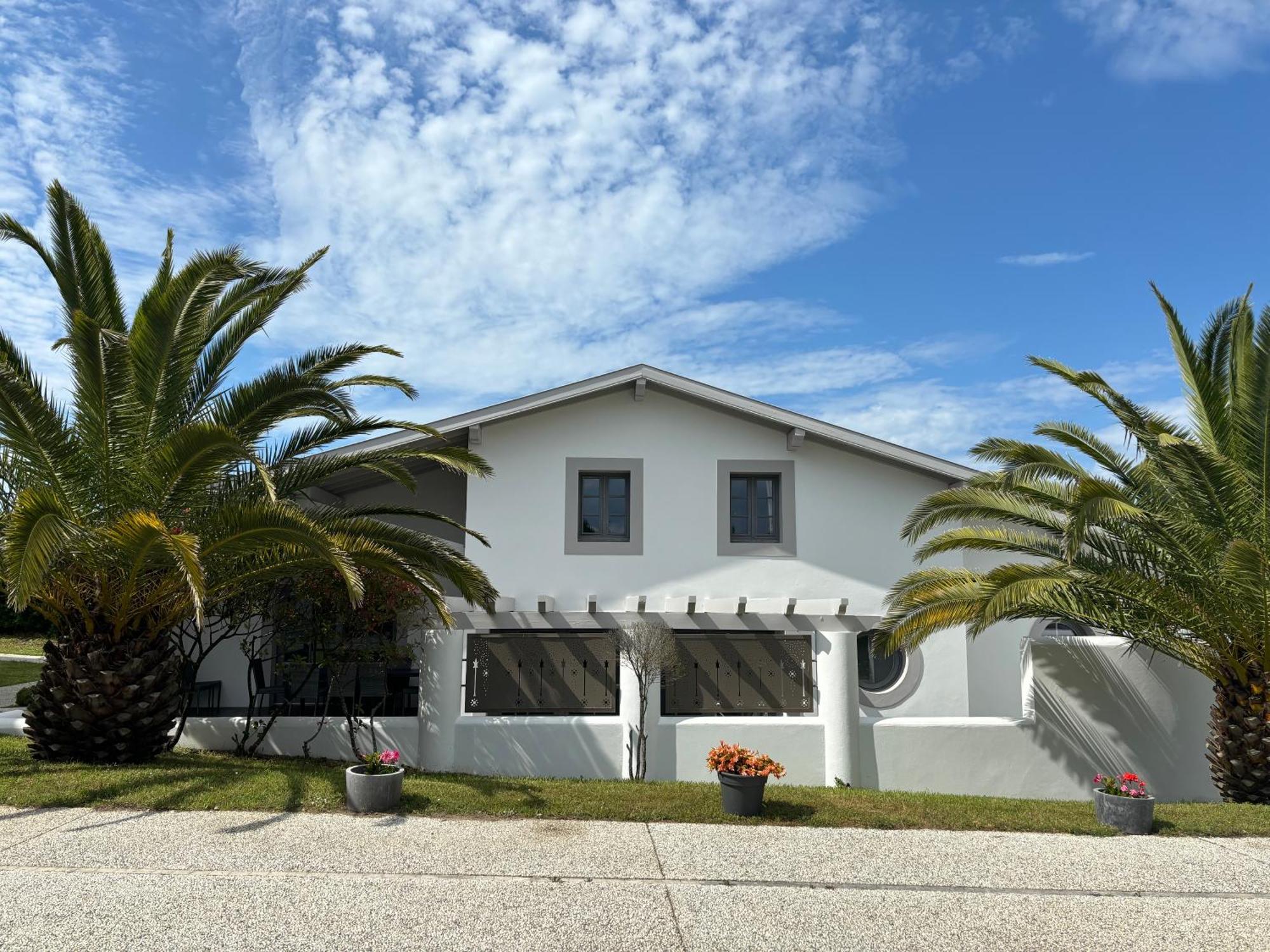 Villa Clara, Residence Face A L'Ocean Et Au Golf De Chiberta Anglet Kültér fotó